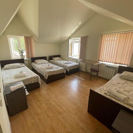 Noragyugh Guest House เยเรวาน ภายนอก รูปภาพ
